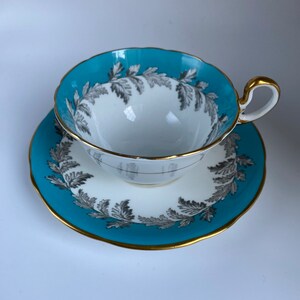 Vintage Aynsley England Bone China Oak Leaf Pattern Tea Cup And Saucer, #8165, Very Rare