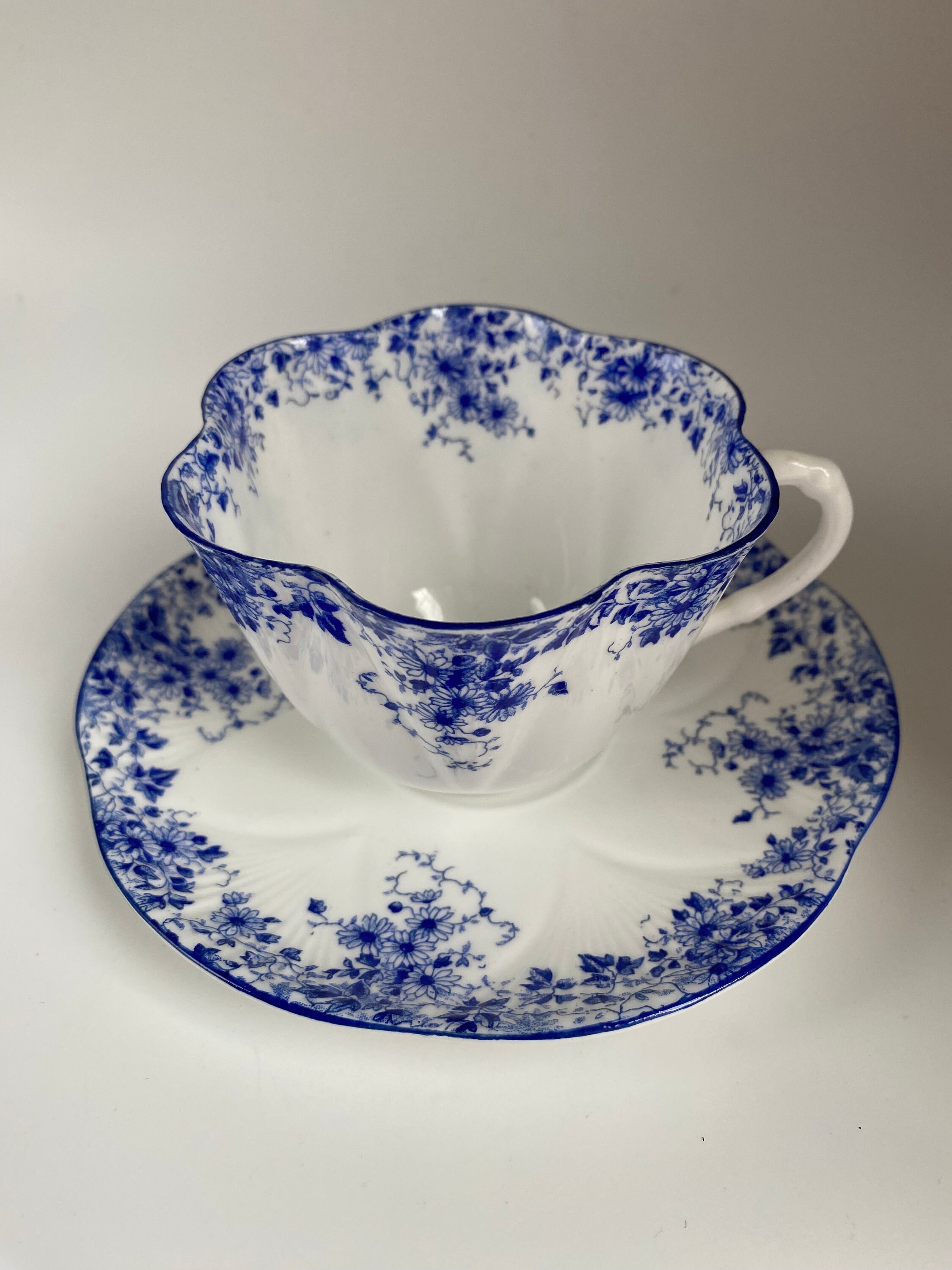 斎藤清 Collection 2nd. 1963-1979 Vintage Shelley Bone China Dark Blue Dainty Tea Cup and