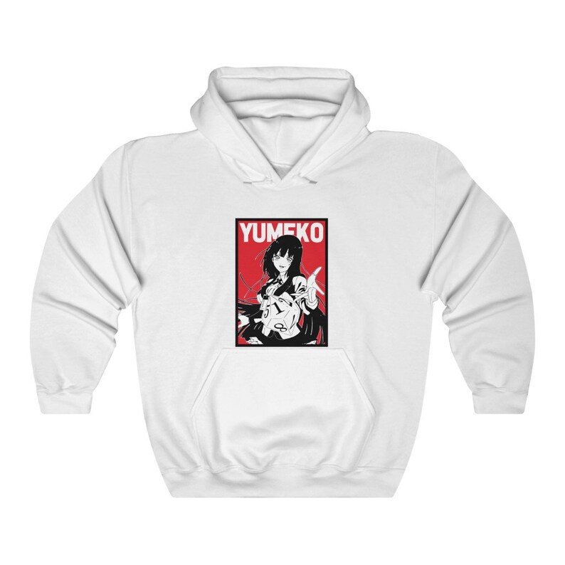 以下が含まれることがあります： アニメ「賭ケグルイ」のキャラクターが描かれた、赤と黒のグラフィックが施された白いパーカー。グラフィックには、キャラクターの蛇喰夢子と、その上に「夢子」という文字が描かれている。