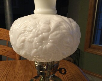 antique fenton table lamps