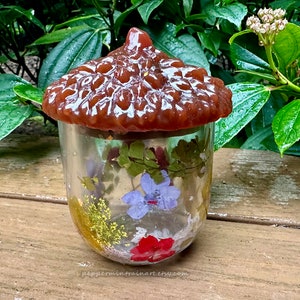 Floral Acorn Jar Container with Real Flowers 4x3x3 Inches