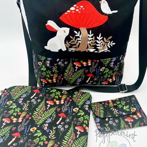 Conjunto de tres piezas: cartera bordada con setas del bosque de medianoche, neceser con cremallera y minitarjetero tipo billetera
