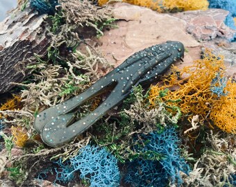 2pk  IAMBAITS: Moss TopWater Frog