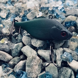IAMBAITS: Mask Custom Painted Lipless Crankbait