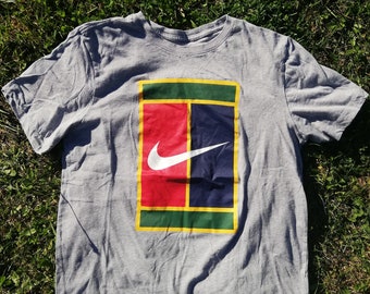 nike vintage tee