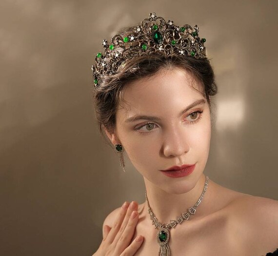 Tiara crown best sale hair accessories
