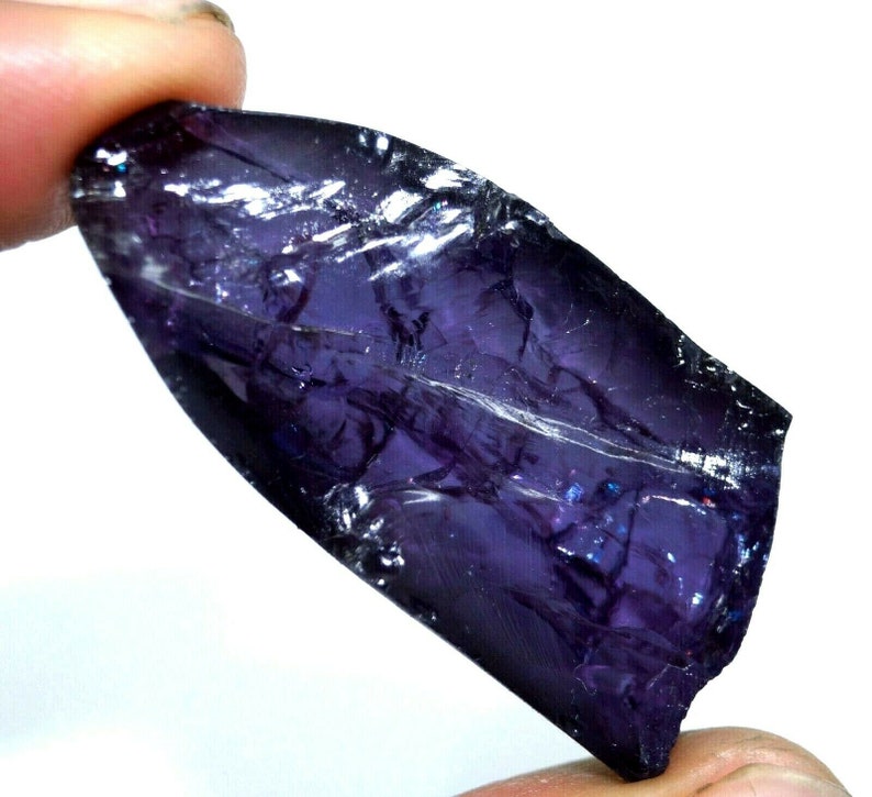 100 % Natural 71  Ct Certified Natural Excellence Quality Purple Alexandrite Uncut Shape Gemstone Rough From Russia  Online Verification