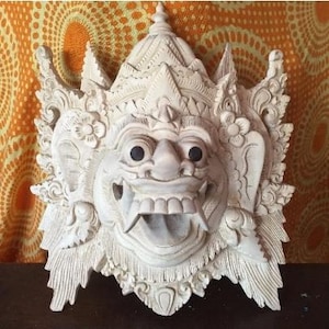 Balinese Handmade Wooden White Barong Statue 20 cm Wood Carving, Sculpture, Art from Bali Indonesia