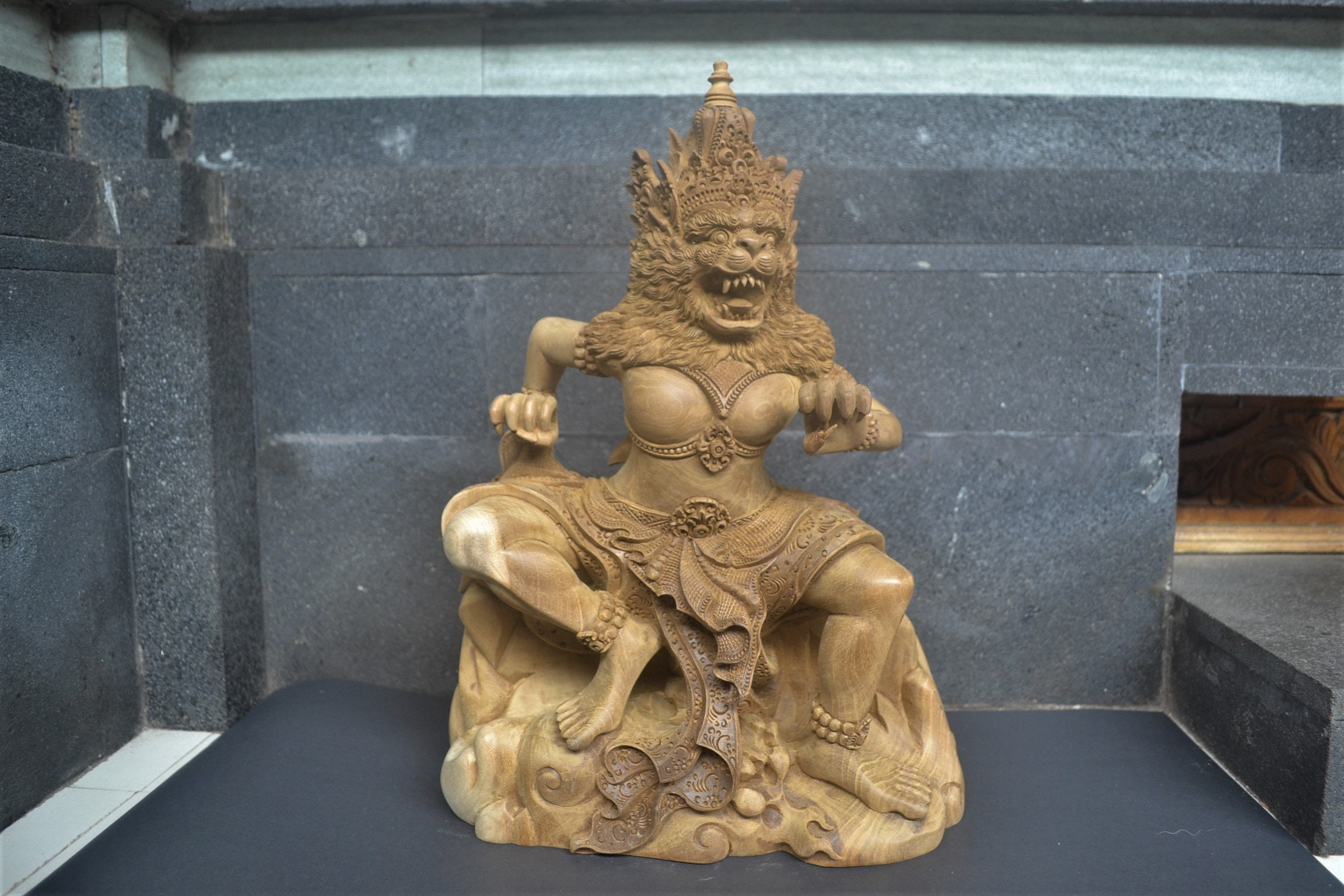 Balinese Handmade Wooden Narasimha Statue Size 36 Cm X 27 Cm