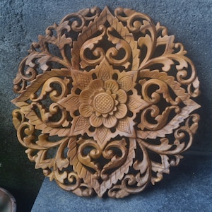 Balinese Carving Wood Wall Hanging Flower Motif 30 cm Wood Carving, Sculpture, Art from Bali Indonesia