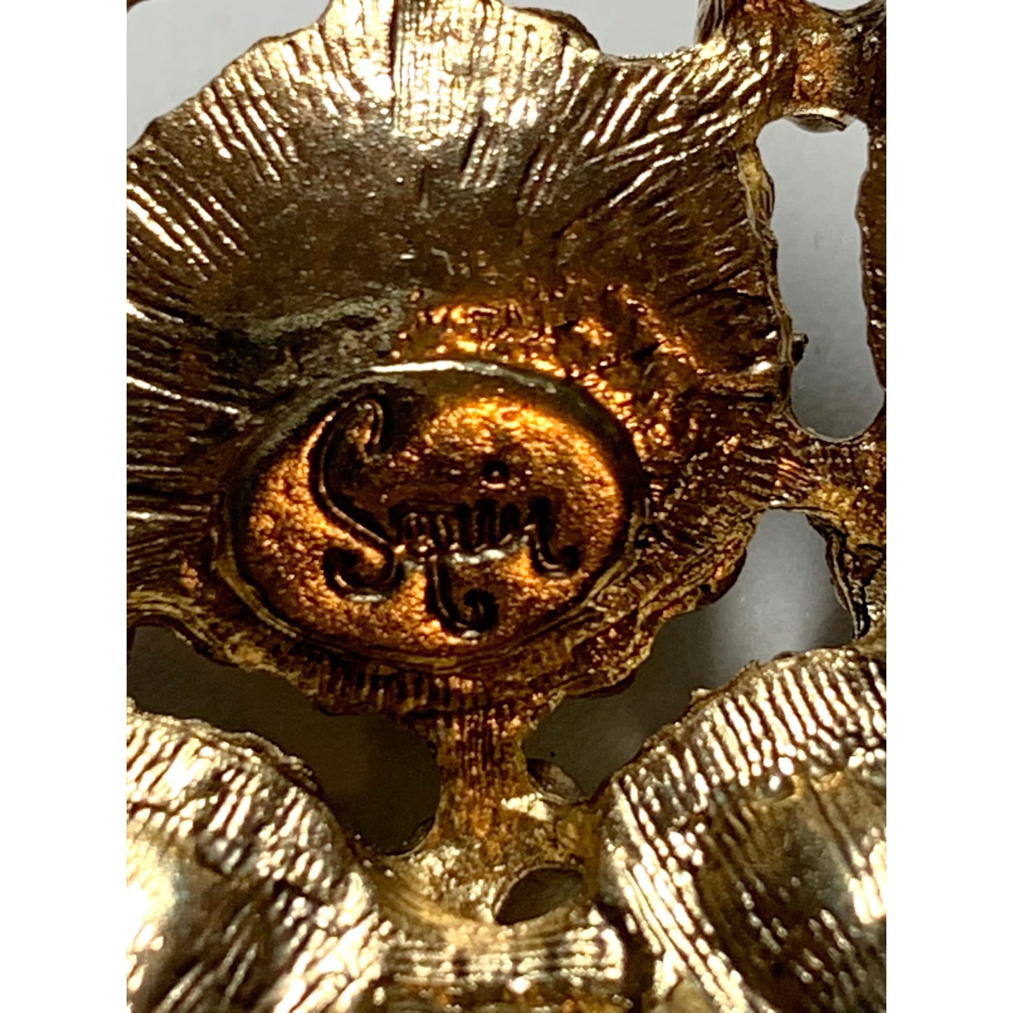 SQUIRE Vintage Brooch 1960s Gold and Rhinestones - Etsy Hong