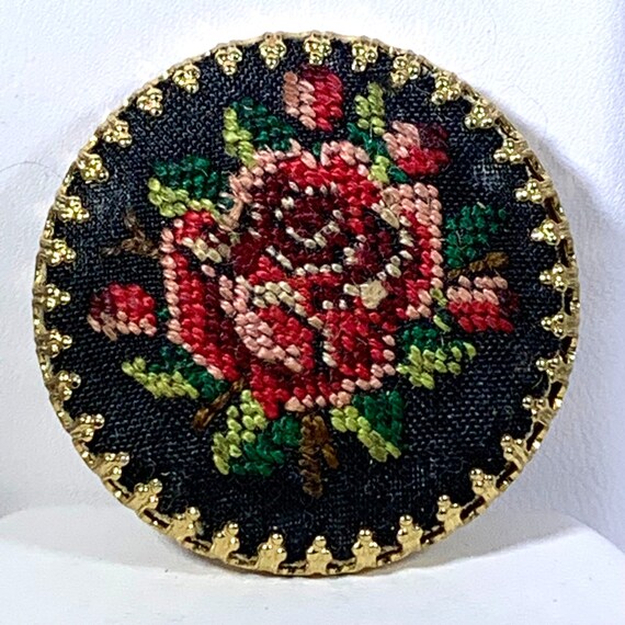 Vintage embroidered brooch, purple - Gem