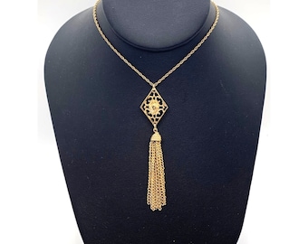 Sarah Coventry Gold Tone Tassel Necklace Vintage Signed