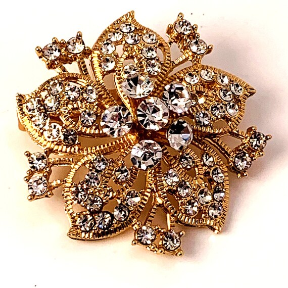 Brooch Pin Flower Sparkling Rhinestones Gold Tone… - image 3