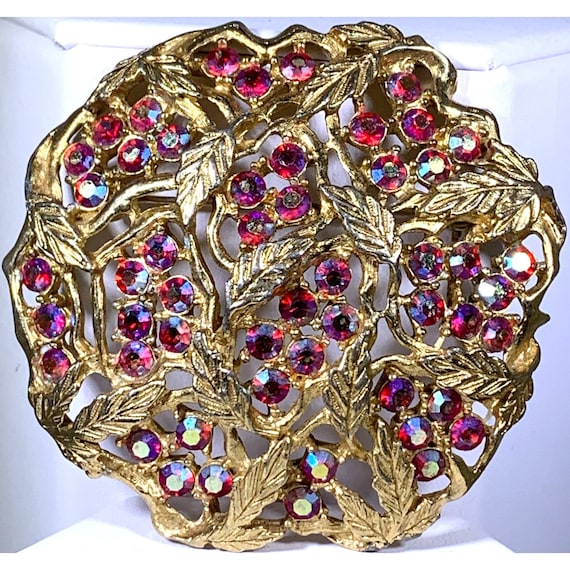 Sarah Coventry Brooch Red Rhinestones Gold Base L… - image 1