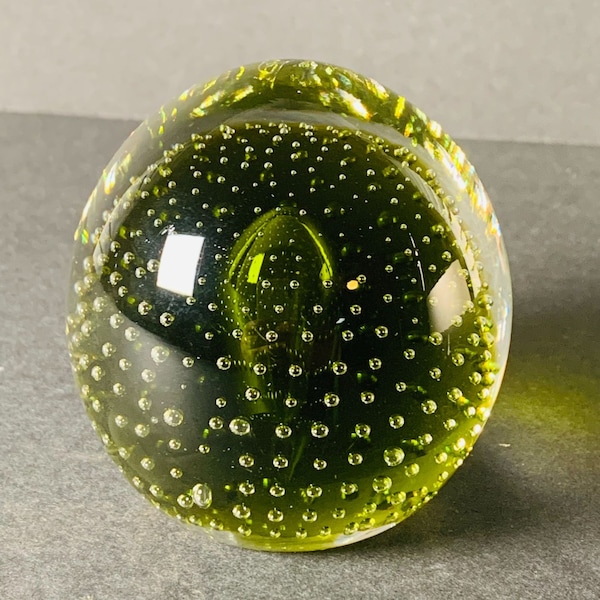 Green Controlled Bubbles Glass Paperweight