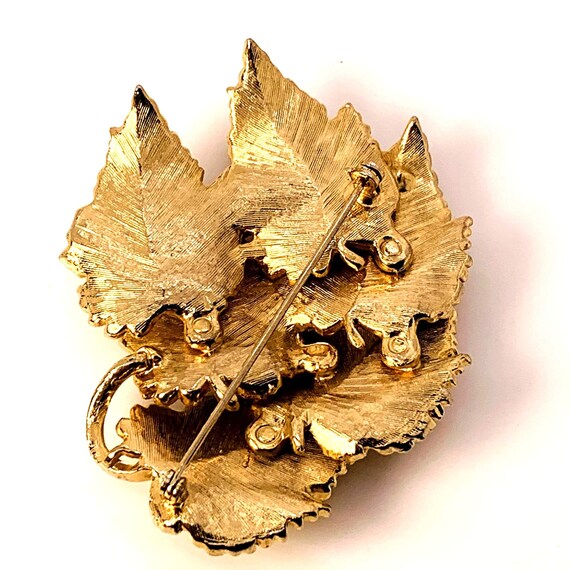 Vintage Gold Leaves Brooch Etched 3D - image 4