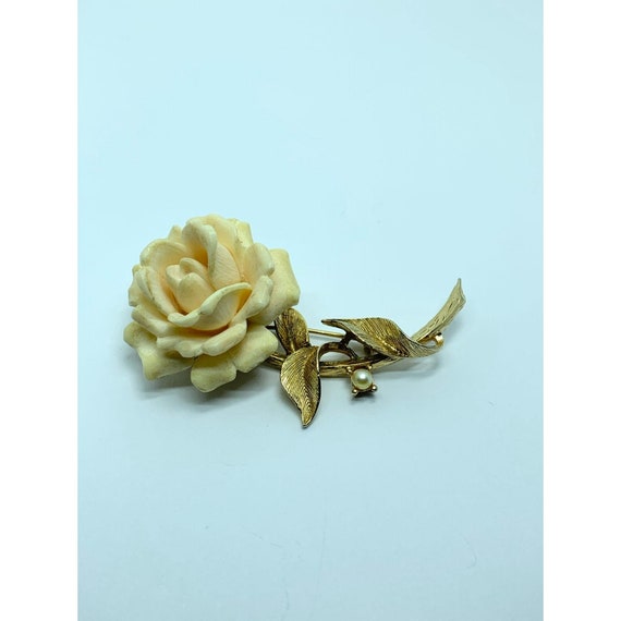 JUDY LEE Brooch molded white rose with pearl vint… - image 2