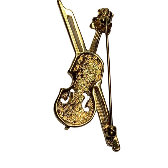 Vintage Rhinestone and Gold Violin and Bow Brooch… - image 4