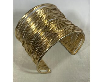 Draht gewickelt Gold Manschette Armband