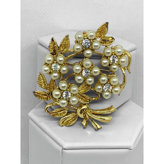 CORO Clustered Flower Brooch Vintage Signed - image 1