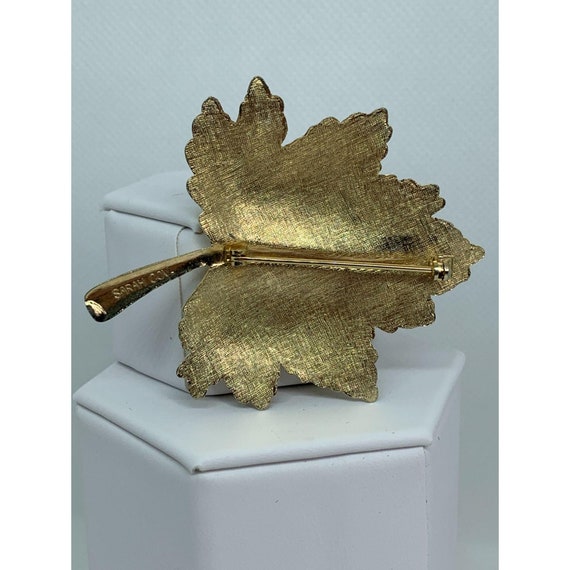 Sarah Coventry Maple Leaf Brooch with Pearl - Vin… - image 3