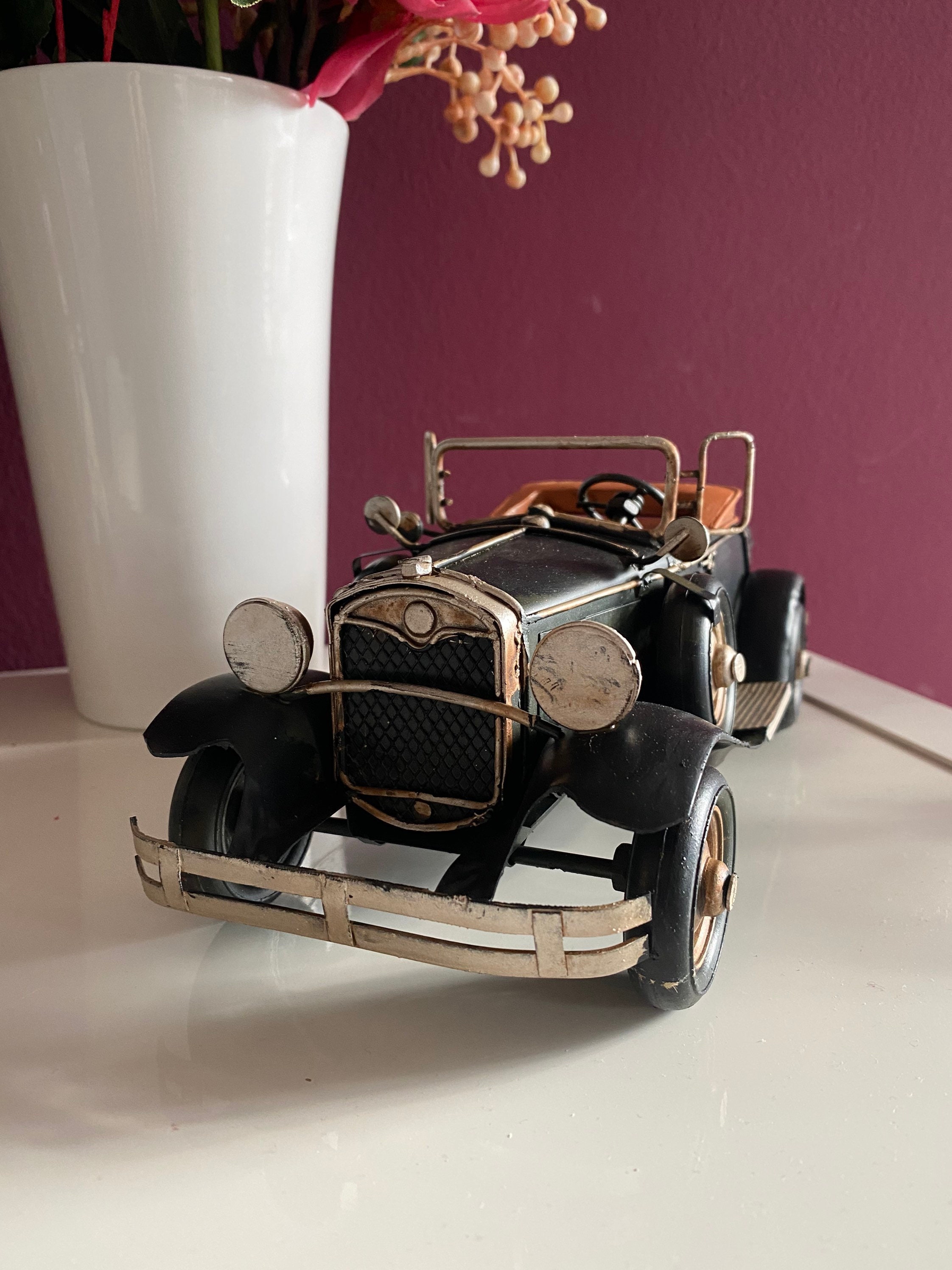 Jouet Ancien : Voiture De Course En Fer-blanc N°2 - Vintage, Métal, Couleur Rouge - Collection Freak Scene