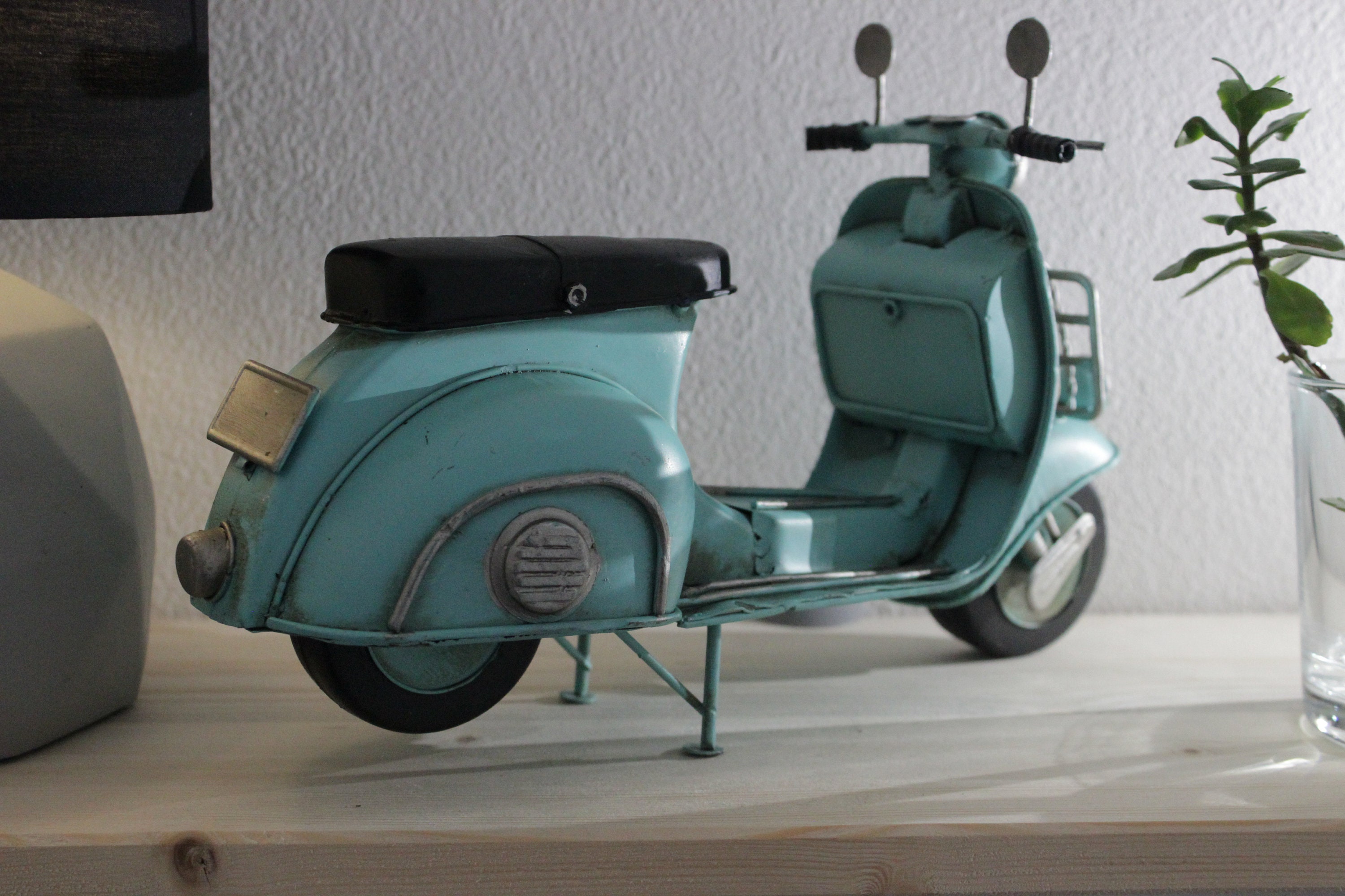 Vintage Tin Model Scooter Scooter Vespa Blue 
