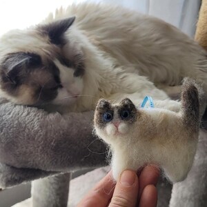 Nadel gefilzte Katze Dekoration: Personalisierbares Geschenk für Katzenliebhaber Bild 12
