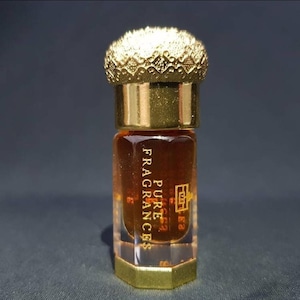 Amber Oud: Luxe parfumolie met oudh en honingzoete amber