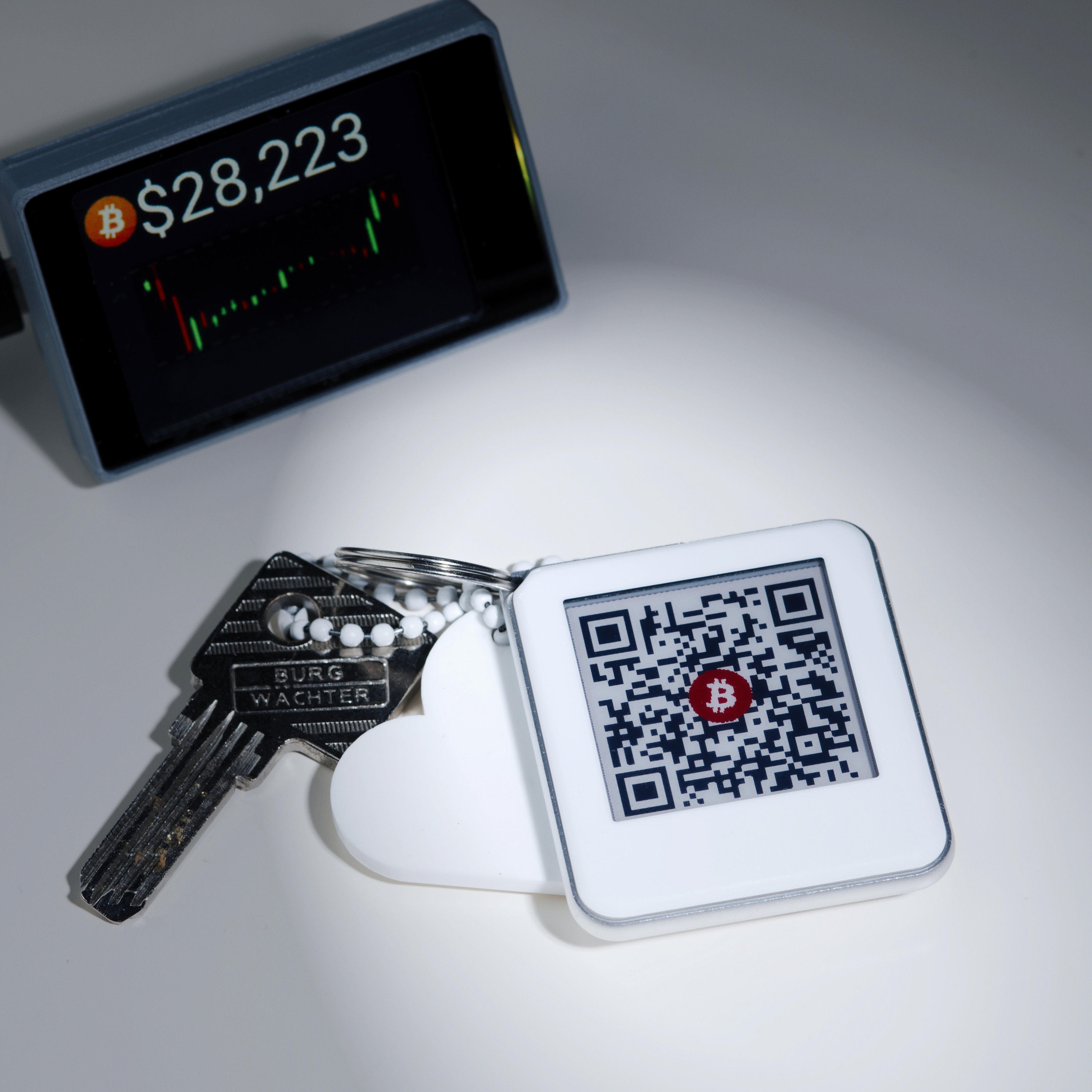 Epaper Keyring | Personalise With Photos, Messages, QR Codes ...