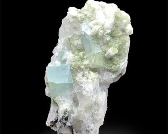 アクアマリン　大型結晶　原石　鉱物標本 il_1080xN.3940811869_86d0.jpg