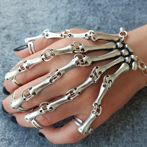 Gothic Skeleton Bracelet • Punk Gothic Skeleton Bracelet • Skeleton Hand Bracelet • Hallowen Bracelet • Hallowen Jewelry • Cosplay Costume