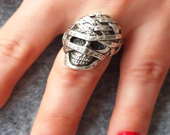 Silver Plated Mummy Skull Ring: Adjustable Gothic Horror Jewelry