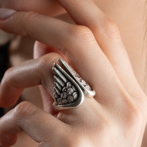 Sterling Silver Renaissance Angel Wings Ring