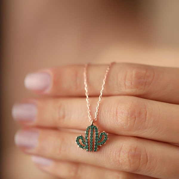 Tiny Cactus Necklace • Cactus Gift • Best Friend Cactus Necklace • Cactus Jewlelry • Cactus Pendant • Desert Necklace • Botanical Necklace