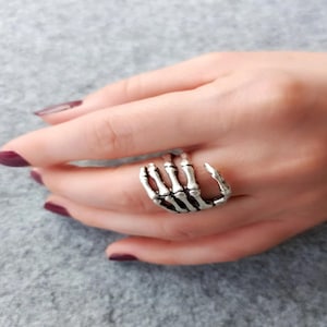 Skeleton Hand Adjustable Ring – Gothic Silver Plated Statement Jewelry - Gothic Thumb Ring