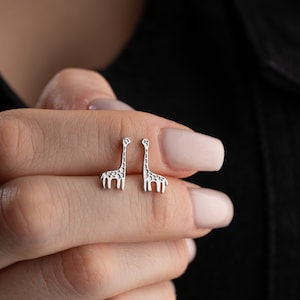 Giraffe Silver Stud Earrings - Handcrafted • Elegant Sterling Silver Jewelry • Perfect Gift for Animal Lovers • Minimalist Accessories