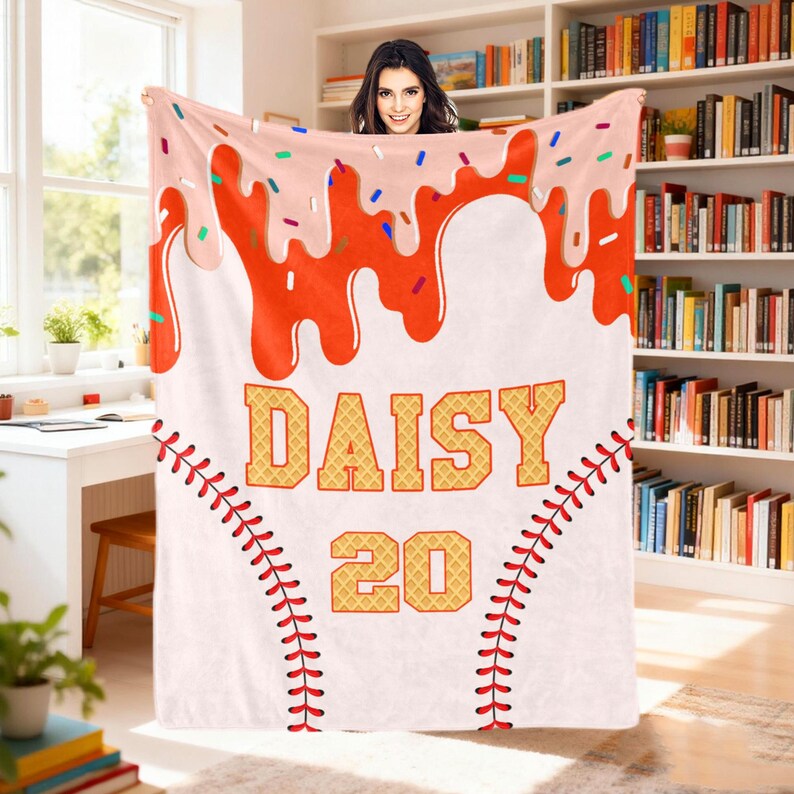 Personalized Ice Cream Baseball Blanket: Custom IceCream Drip Design Gifts for Kids afbeelding 6