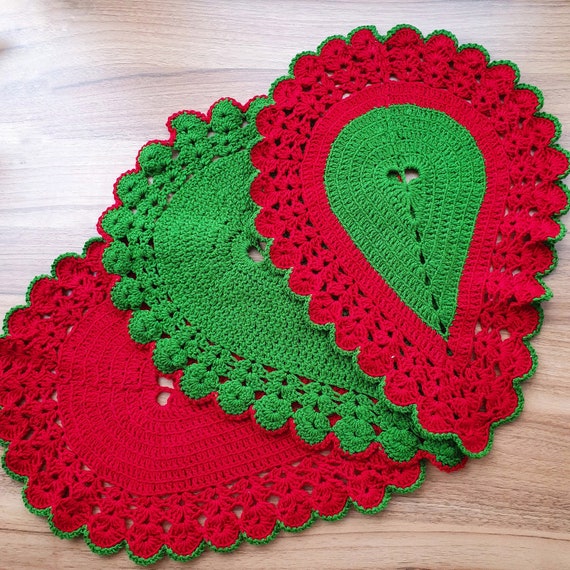 Set of 3 Red and green tablecloth Knitted home decoration Etsy