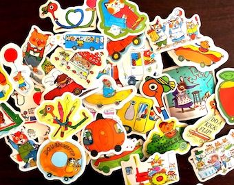 25 pegatinas de Richard Scarry de la colección Busytown para tu botella de agua, portátil, taquilla o ¡donde quieras! Paquete sorpresa de 25 diseños aleatorios.