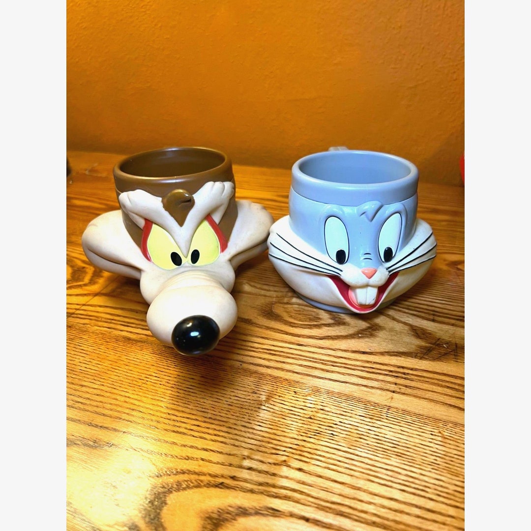 Bugs Bunny　お皿　6枚セット まとめ売り Vintage 1992 Looney Tunes Mugs: Bugs Bunny or Wile E. Coyote