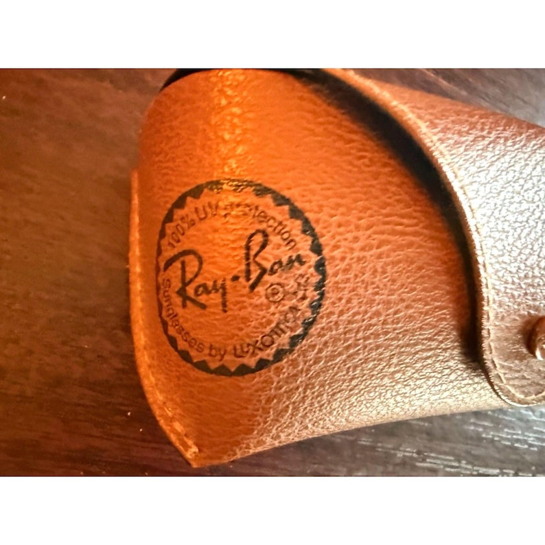 Vintage 2000s Ray-Ban Glasses Case, by Luxottica image 3
