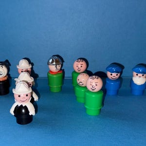 Vintage 1970s Fisher Price Little People; Plastic. Take your pick!