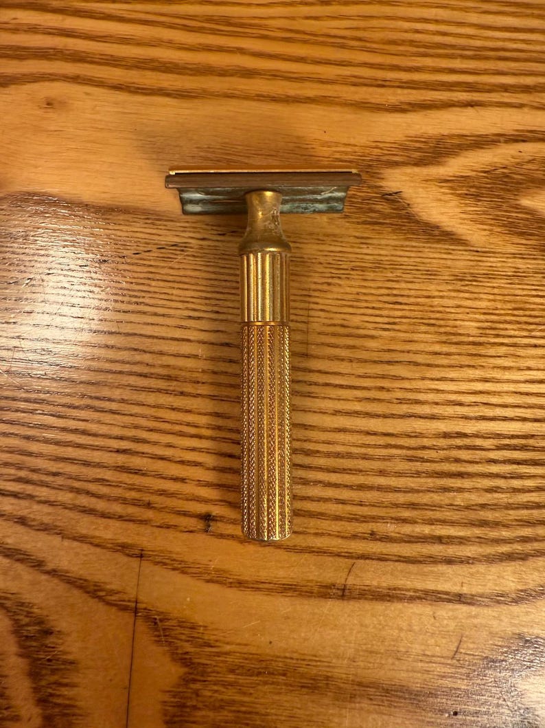 1950s Razor Vintage 1950s Gillette Gold Tech Safety Razor - Etsy