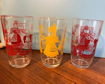 Vintage 1950s Red or Yellow Bustling' Betty Swanky Swig Kraft Juice Glass; Your Choice