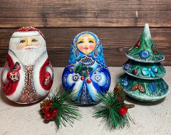 Vintage Plastic Santa Claus and Rubber Snow Maiden Christmas Figurine Vintage Christmas Decorations Christmas Gift Collectible Toys Decor Vintage Plastic Santa Claus and Rubber Snow Maiden Christmas Figurine Vintage Christmas Decorations Christmas Gift Collectible Toys Decor