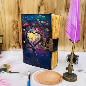 Herz des Baumes Handgemachtes Bedrucktes Leder Journal Schreiben Notebook Tagebuch Blank zauber buch der schatten charmed Vintage Papier Weihnachtsgeschenk