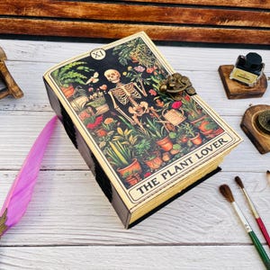 Diario in pelle The Plant Lover, carta con bordo frastagliato, teschio con pianta, libro delle ombre vintage stampato, regalo di San Valentino e compleanno.