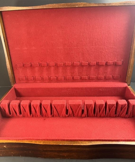 Caja vintage de madera para guardar cubiertos: vacía, con bisagras